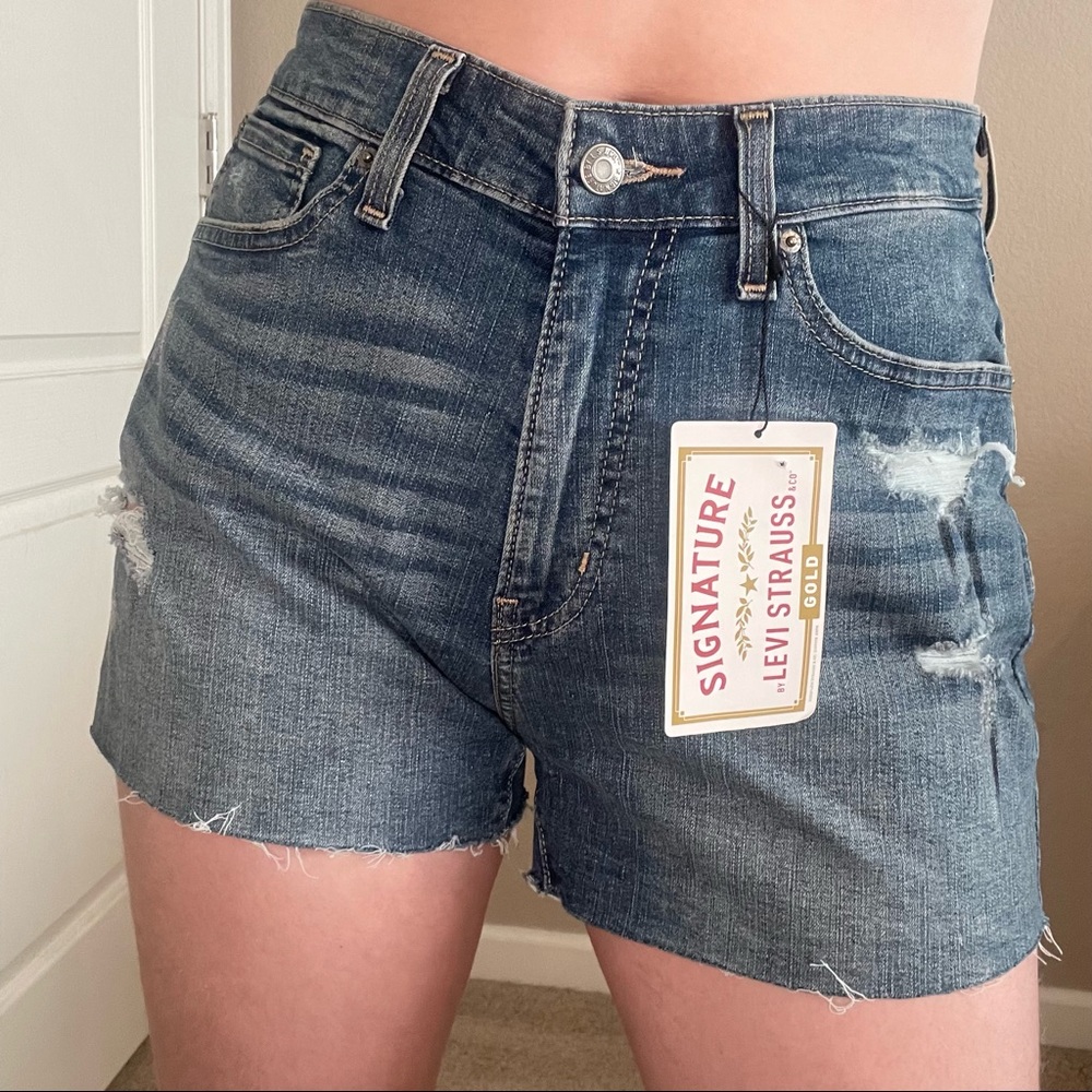 NWT Levi Strauss High Waisted Cutoff Shorts Simply Stretch